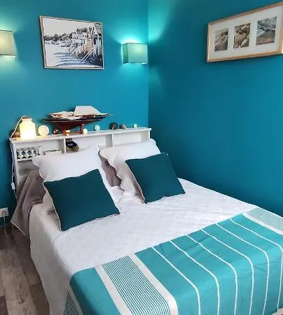 Vakantiehuis Maison De A L'ayguade Classee 3 Etoiles, Climatisee,3mn A Pied Et Restos ,5mn Aeroport, 10mn Gare Hyères