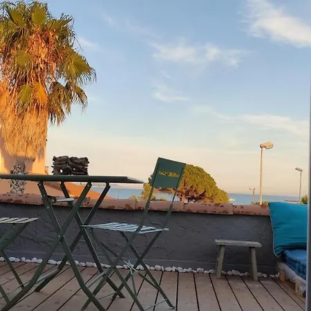 Maison De A L'ayguade Classee 3 Etoiles, Climatisee,3mn A Pied Et Restos ,5mn Aeroport, 10mn Gare Hyères