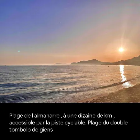 Vakantiehuis Maison De A L'ayguade Classee 3 Etoiles, Climatisee,3mn A Pied Et Restos ,5mn Aeroport, 10mn Gare Hyères